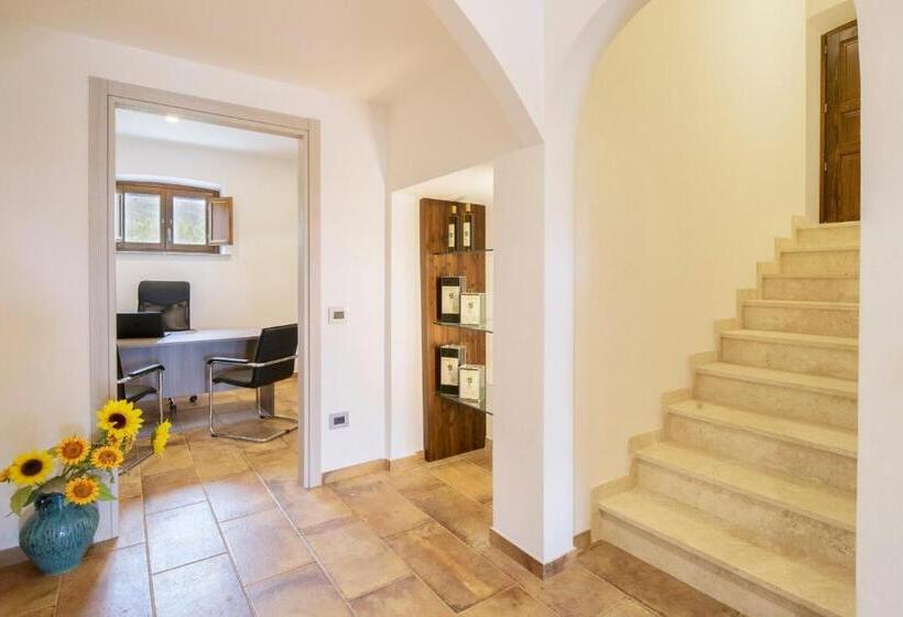 בית מלון כפרי Lagolivo