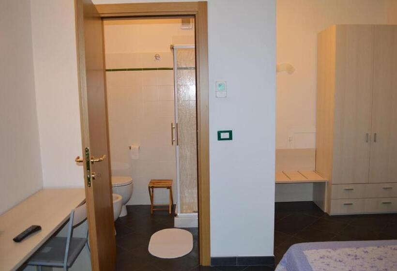 펜션 Affittacamere Arabafenice