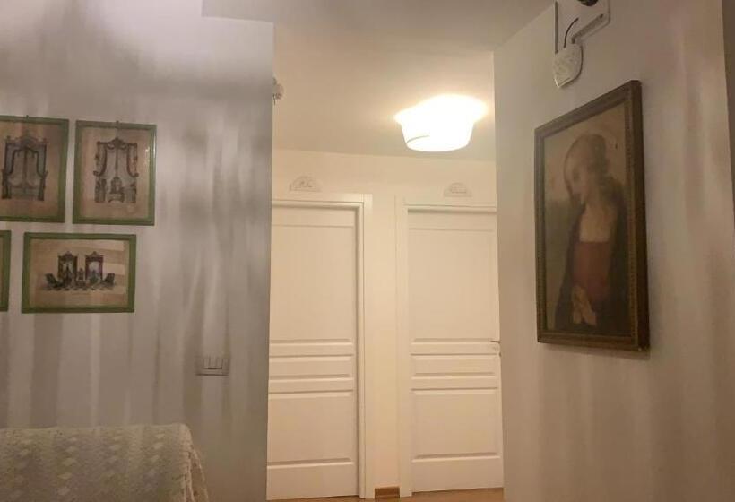 פנסיון Affittacamere Arco Polinori