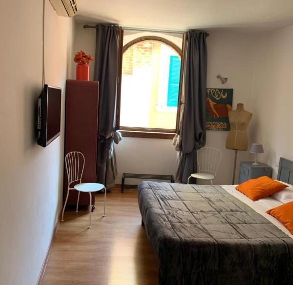 פנסיון Affittacamere Arco Polinori