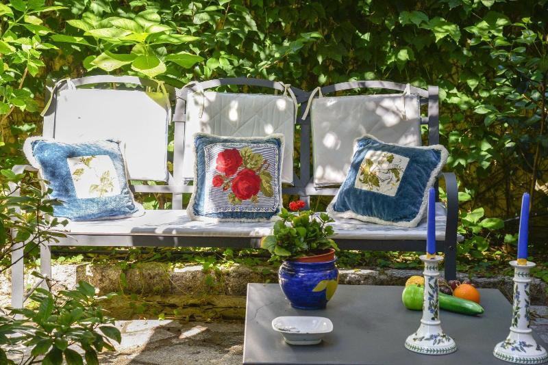 פנסיון Calycanto