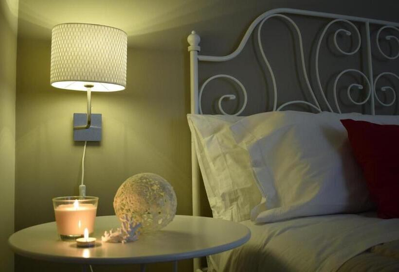 بنسيون Cento Tari' Guest House
