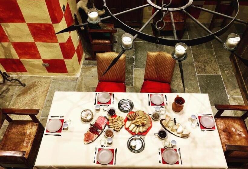 פנסיון Confrérie Du Moyen âge