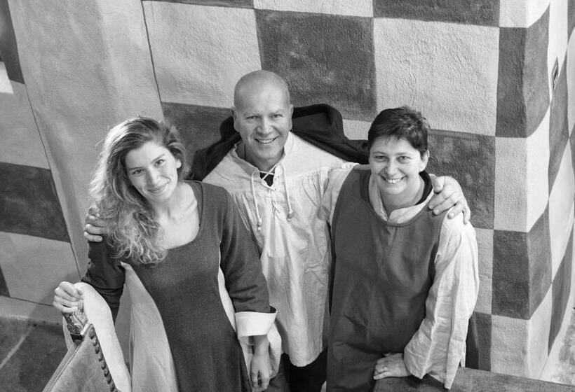 פנסיון Confrérie Du Moyen âge