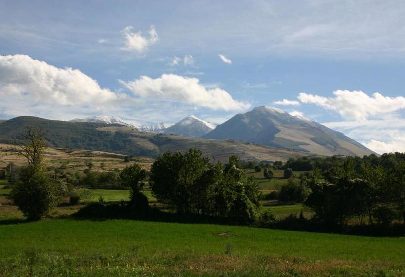 بنسيون Locanda Della Corte