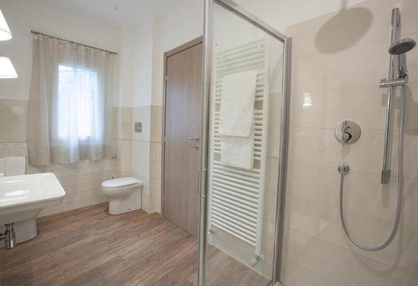 ペンション Magnifica Luxury Suites