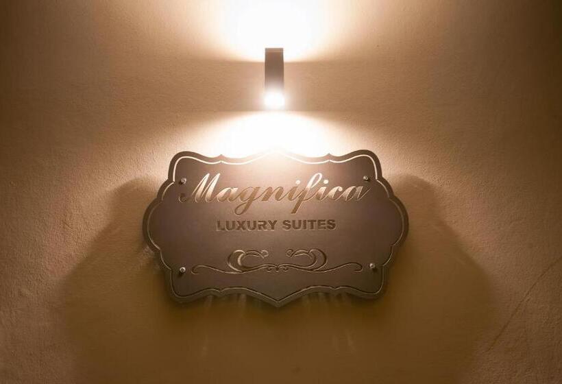 ペンション Magnifica Luxury Suites