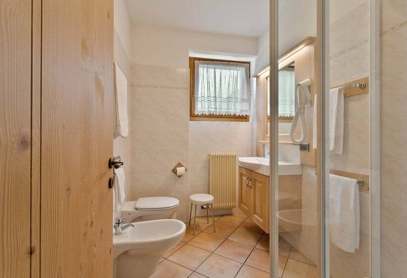 بنسيون Residence Ronchi