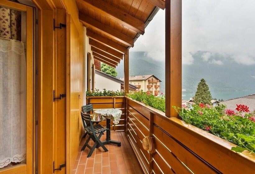 بنسيون Residence Ronchi