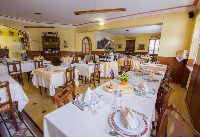 بنسيون Ristorante Buasca