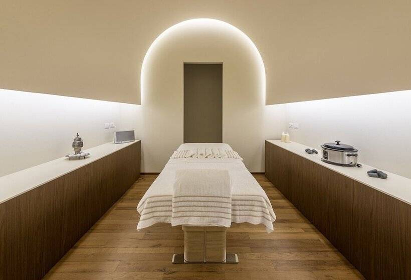 הוסטל Borgo Cadonega