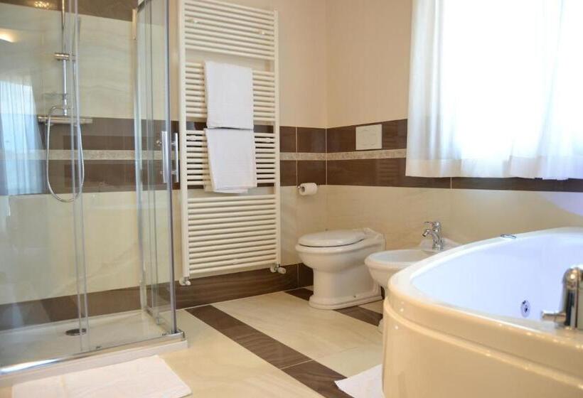 فندق Agriturismo De Luca