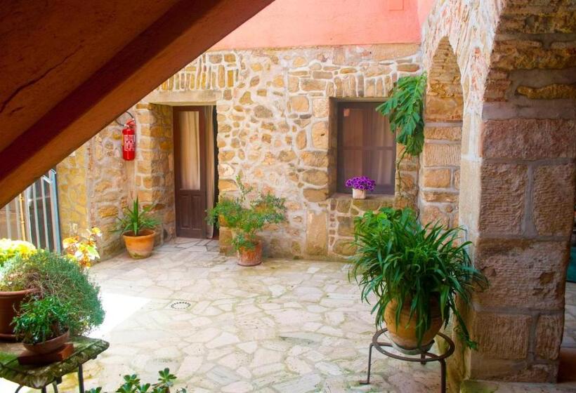 ホテル Agriturismo Fattoria Di Grenne