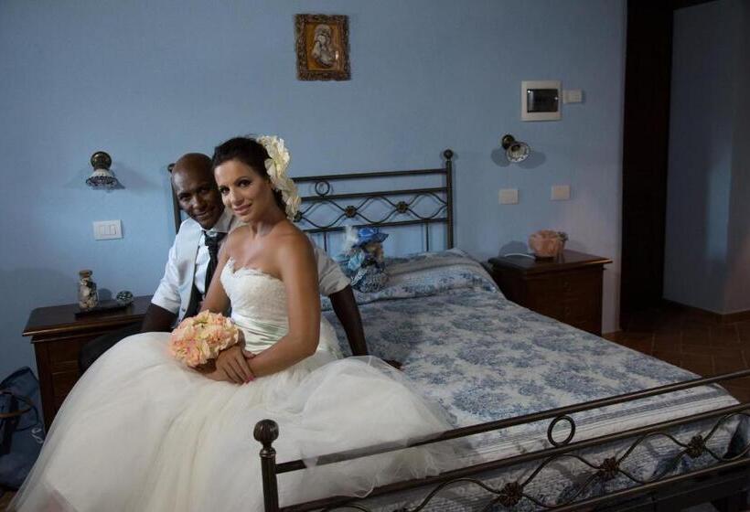 فندق Agriturismo Le Faeta