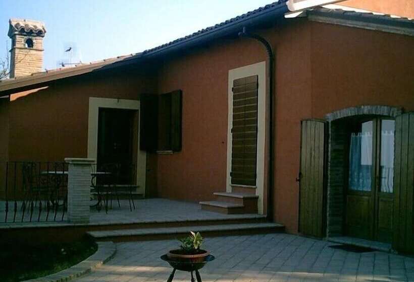 ホテル Agriturismo Monte Valbelle