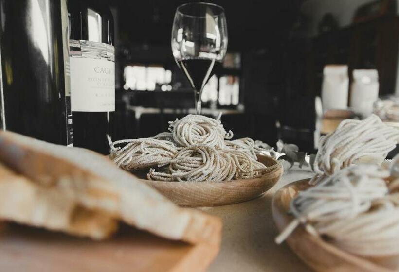 Отель Agriturismo Statale 17