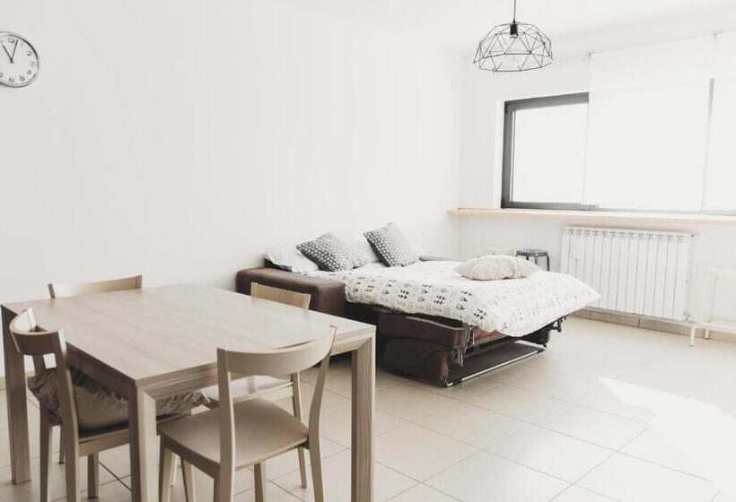 Отель Agriturismo Statale 17