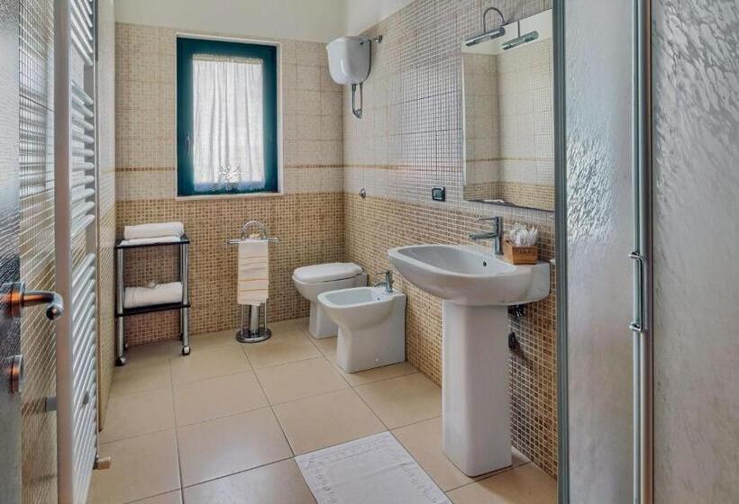 Отель Agriturismo Statale 17