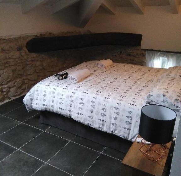 בית מלון כפרי Casina Di Pietra