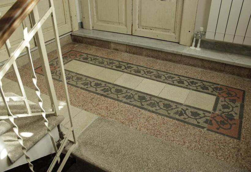 בית מלון כפרי Casina Di Pietra