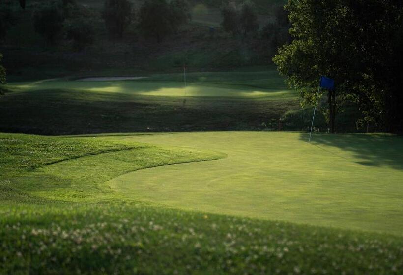 בית מלון כפרי Golf Club Bellosguardo Resort