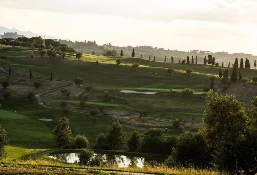 בית מלון כפרי Golf Club Bellosguardo Resort