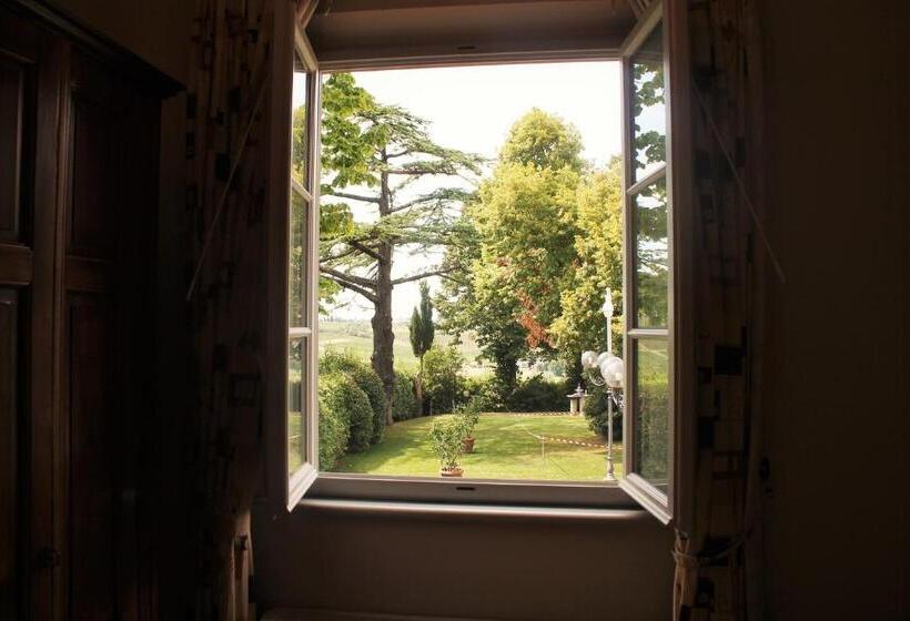 בית מלון כפרי Golf Club Bellosguardo Resort