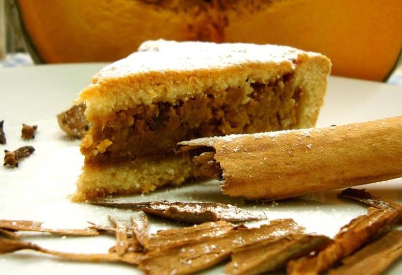 Отель La Volpe E L'uva