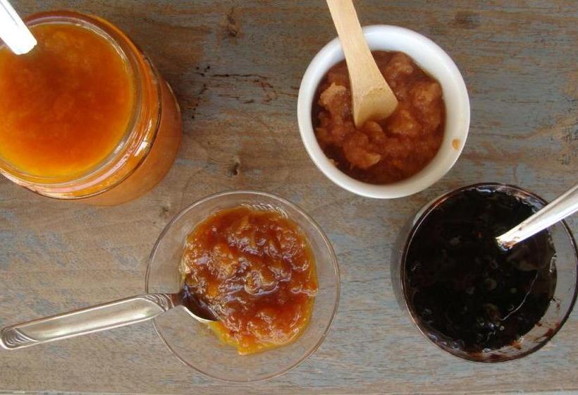 Отель La Volpe E L'uva