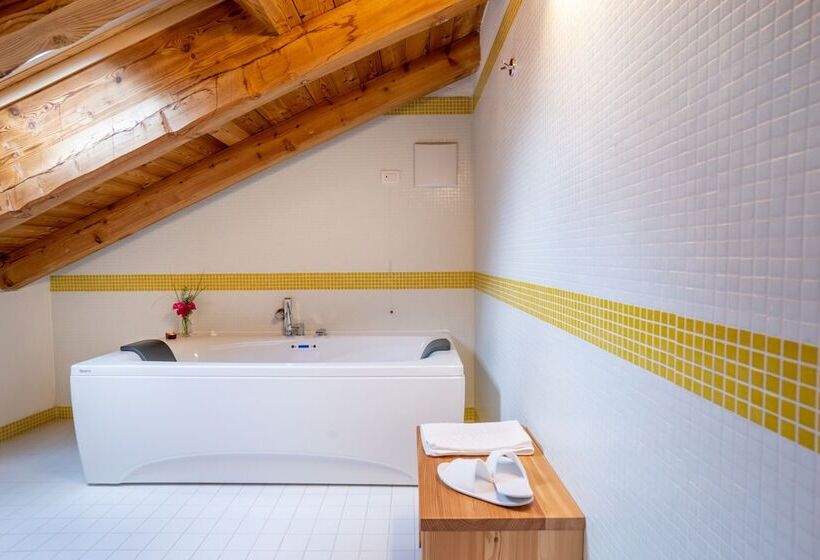 בית מלון כפרי Albergo Palazzo Lodron Bertelli