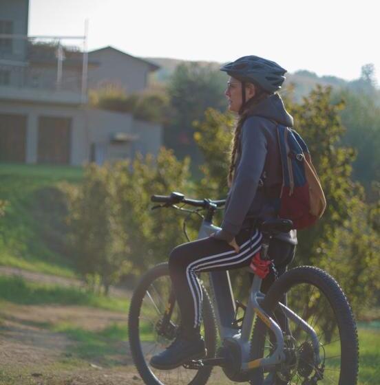 בית מלון כפרי Reva Resort