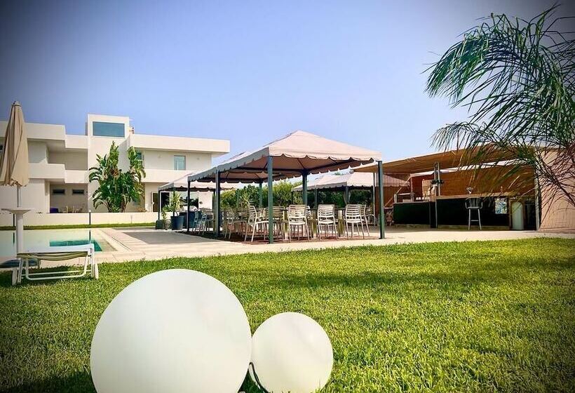 ホテル Villa Giadel