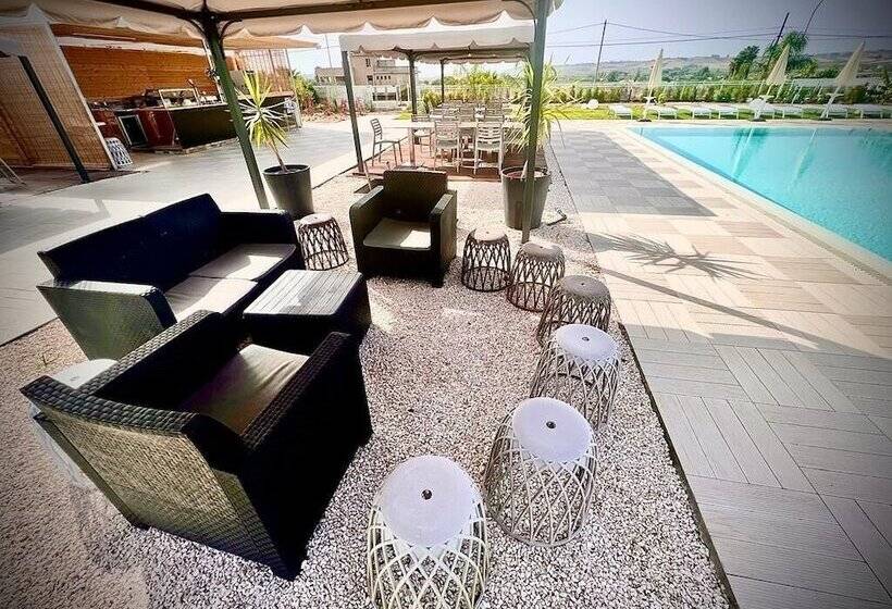 ホテル Villa Giadel