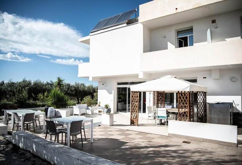 ホテル Villa Giadel