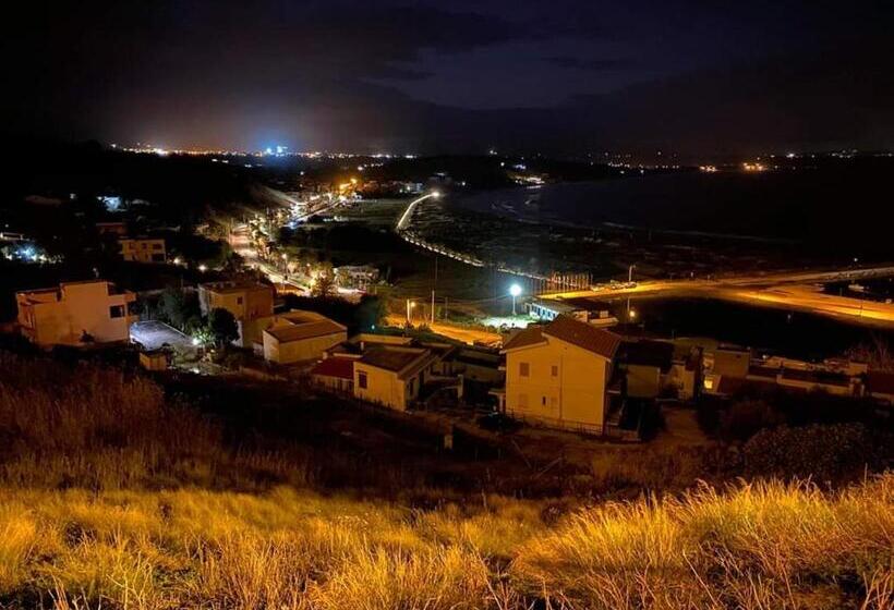 ホテル Villa Giadel