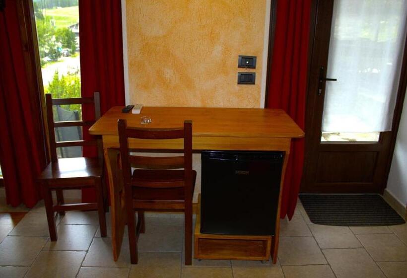 פנסיון Arthemisia