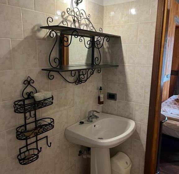 פנסיון Arthemisia