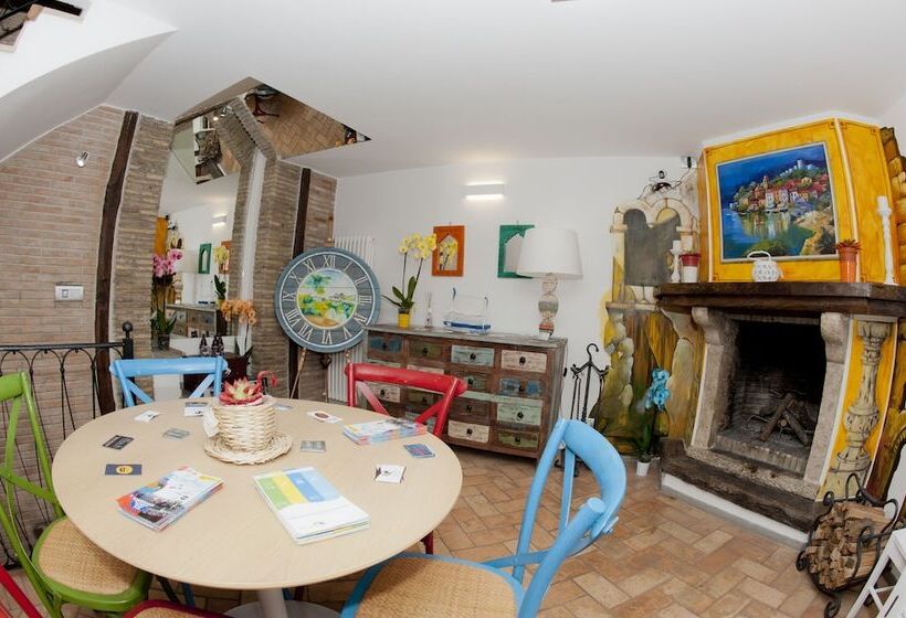 פנסיון Atlantis Inn Castelgandolfo