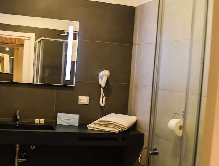 بنسيون Atlantis Inn Castelgandolfo