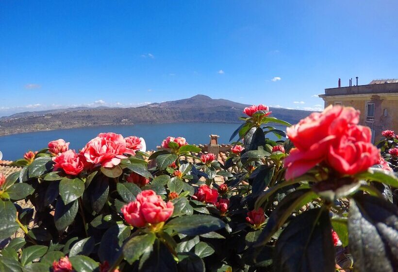 פנסיון Atlantis Inn Castelgandolfo