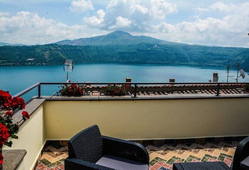 بنسيون Atlantis Inn Castelgandolfo