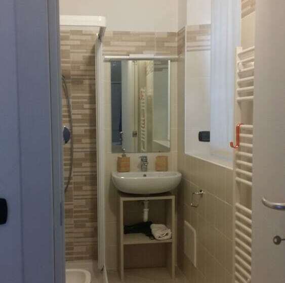 پانسیون Belsorrisovarese Elegance City Residence Private Parking  With Reservation