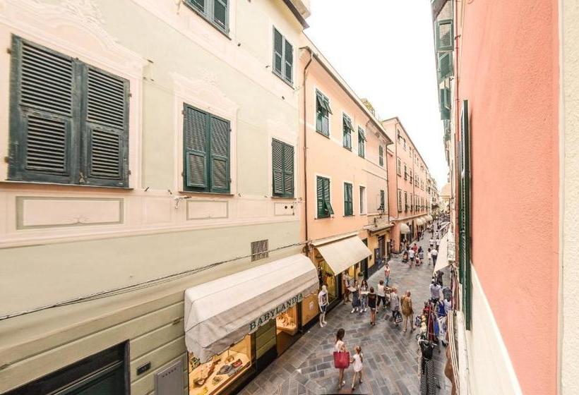 بنسيون Casa Scola Loano