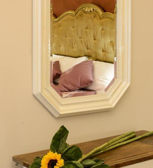 بنسيون Casa Scola Loano