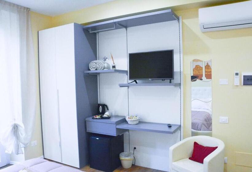 بنسيون Le Veneri Del Golfo