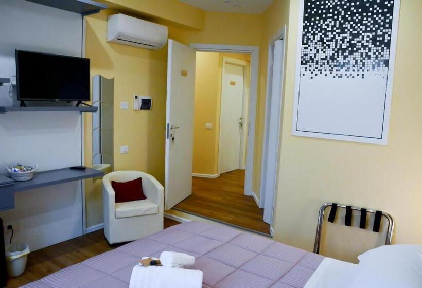 بنسيون Le Veneri Del Golfo