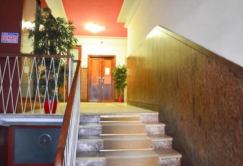 بنسيون Le Veneri Del Golfo