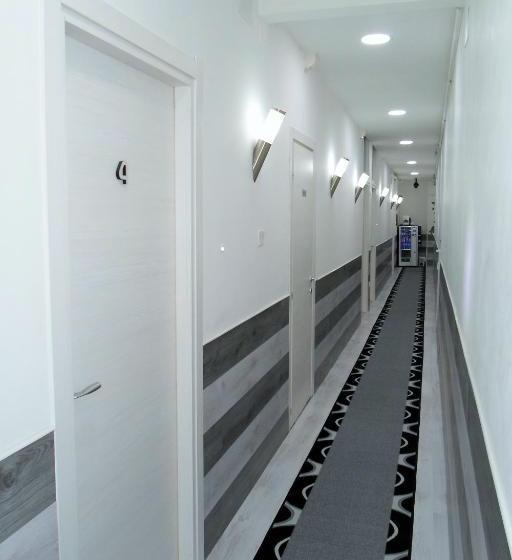 پانسیون Mirabilia Golden