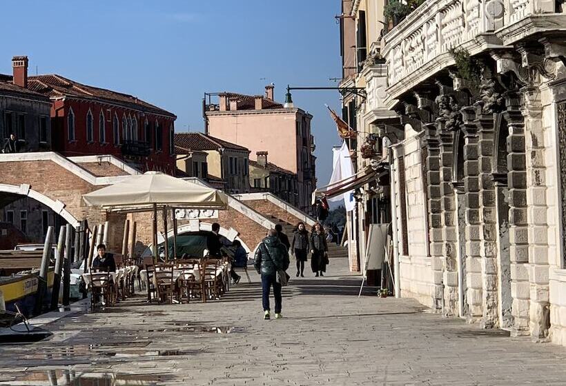 پانسیون Princess Guest House