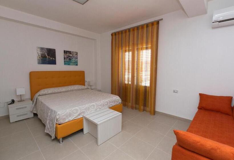 پانسیون Silvia Affittacamere